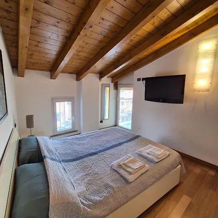 2' From Monate 5' From Euratom, Wi-fi Holiday home *