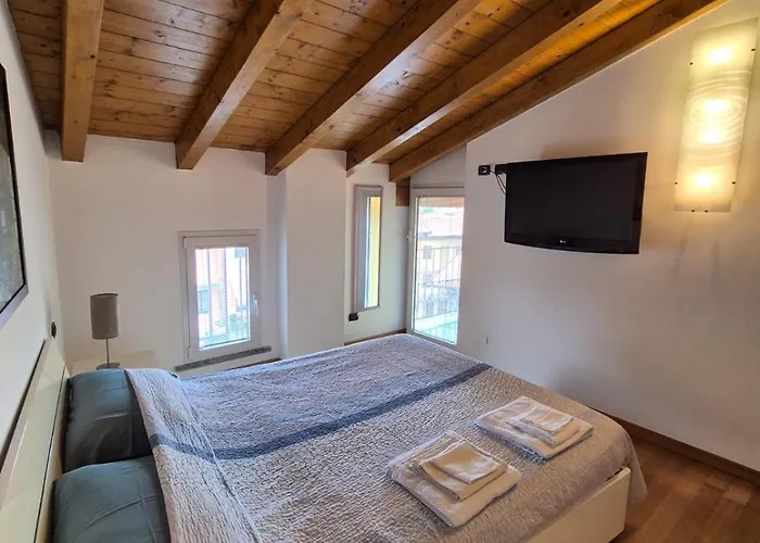 Relax Libellula 펜션 *